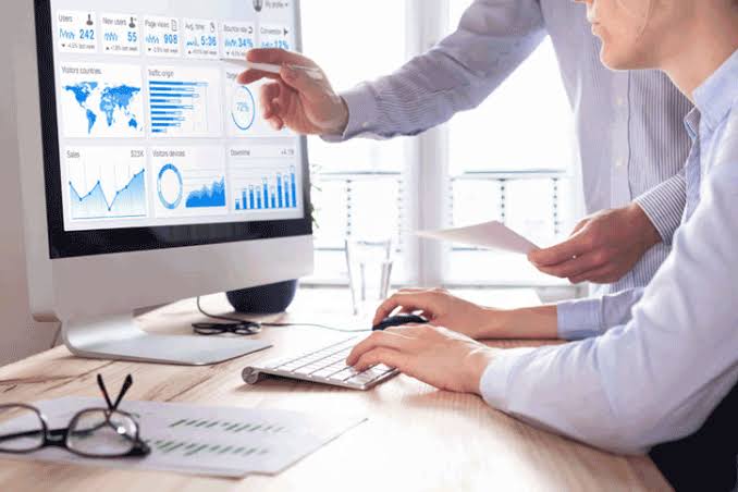 Perbandingan Efektivitas: Paid Traffic vs Organic Traffic